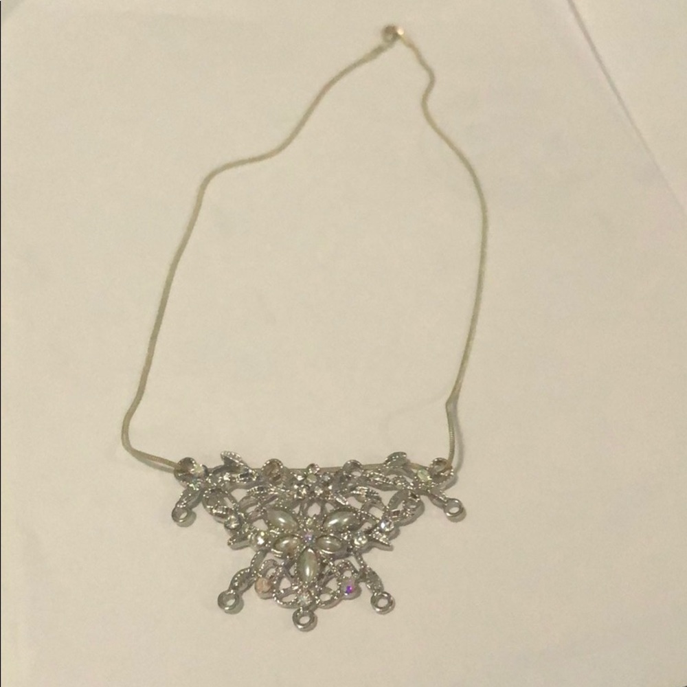 A necklace with a used chain